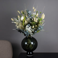 Indlæs billedet i galleriviseren, Meadow Swirl Vase Medium - Grey
